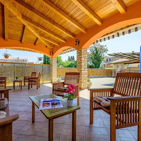 3 Bedroom Amazing In Σπίτι διακοπών