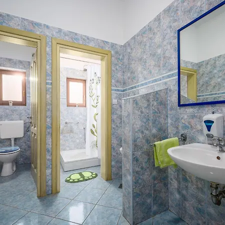 3 Bedroom Amazing In Smoljanci